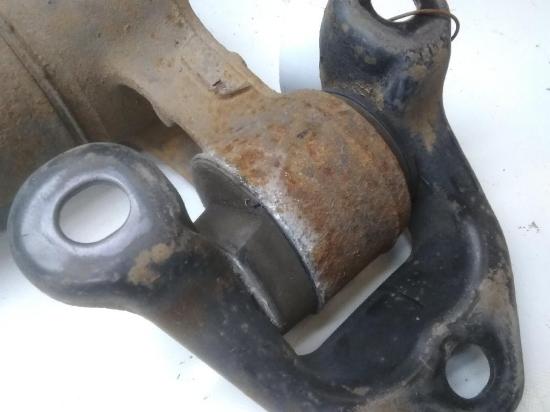 Opel Zafira B Bj.2006 Hinterachse 1.6 77kw !! Buchsen verschlissen !! Bild Opel Zafira B Bj.2006 Hinterachse 1.6 77kw !! Buchsen verschlissen !!