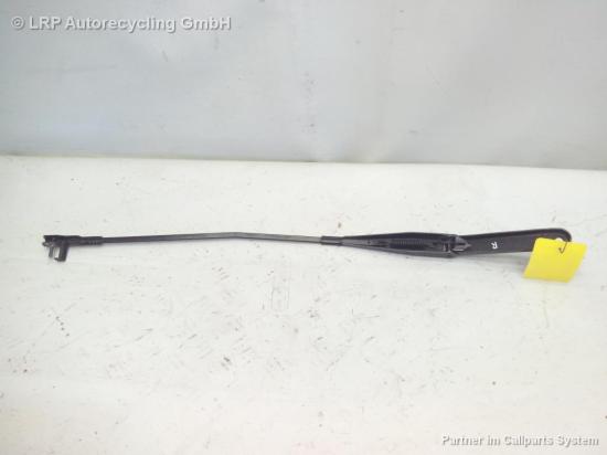 Ford Focus 2 Facelift BJ2008 Wischerarm vorn rechts 4M5117526CC Bild Ford Focus 2 Facelift BJ2008 Wischerarm vorn rechts 4M5117526CC