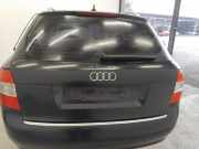 Audi A4 8E B6 Kombi Avant Heckklappe LZ9W ebonyschwarz mit Heckscheibe BJ2004