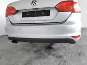 VW Jetta VI 162 original Stossfänger Stoßstange hinten mit PDC reflexsilber LA7W BJ2012