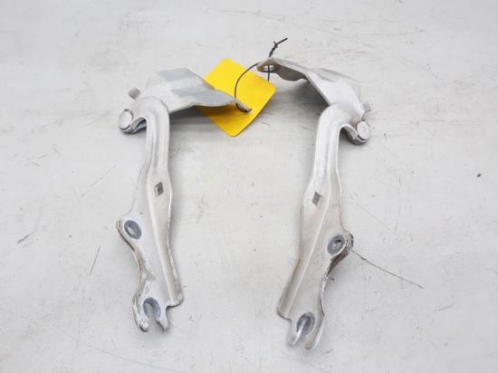 Mazda 6 GH Satz Motorhaubenscharniere 2.0 114kw LF BJ2010 Bild Mazda 6 GH Satz Motorhaubenscharniere 2.0 114kw LF BJ2010