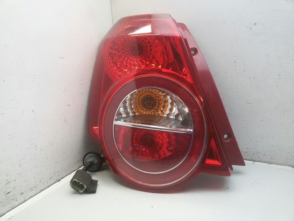 Chevrolet Aveo Rückleuchte Heckleuchte links original BJ2009 Bild Chevrolet Aveo Rückleuchte Heckleuchte links original BJ2009