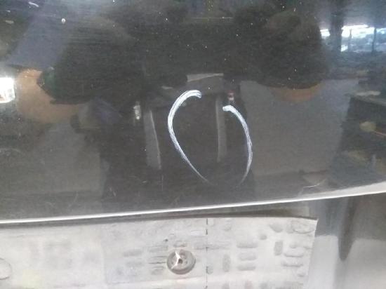 Opel Vectra C original Heckklappe mit Heckscheibe Z20R-Saphirschwarz Kombi Bj.2006 Bild Opel Vectra C original Heckklappe mit Heckscheibe Z20R-Saphirschwarz Kombi Bj.2006 