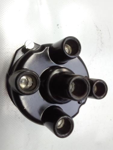 Ford Escort 3 GAA Zündverteilerkappe 0330920248 BERU BJ1981 Bild Ford Escort 3 GAA Zündverteilerkappe 0330920248 BERU BJ1981