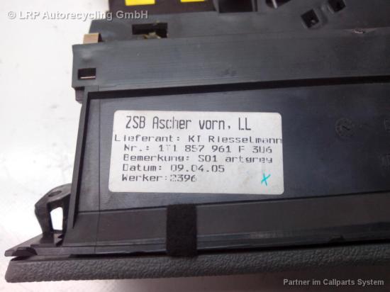 VW Touran 1T Aschenbecher vorn 1T1857961F3U6 grau BJ2005 Bild VW Touran 1T Aschenbecher vorn 1T1857961F3U6 grau BJ2005