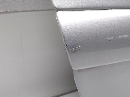 Peugeot 206CC Bj.2005 Tür rechts Beifahrertür silber EZR aluminiumgraumet. Bild Peugeot 206CC Bj.2005 Tür rechts Beifahrertür silber EZR aluminiumgraumet.
