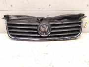 VW Passat 3BG original Kühlergrill mit Emblem BJ2001