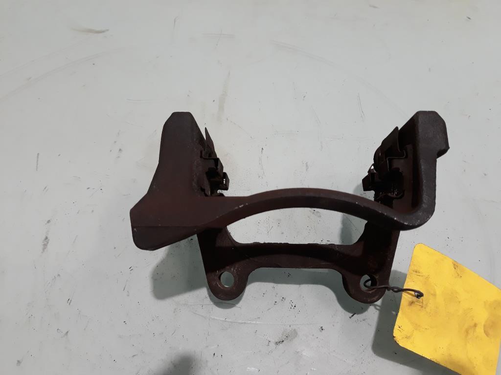 VW Passat 3C Bj.2009 original Bremssattelträger Hinterachse rechts 282x12mm Bild VW Passat 3C Bj.2009 original Bremssattelträger Hinterachse rechts 282x12mm