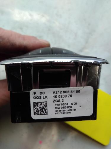 Mercedes Benz W212 Bj.2013 original Schalter Fensterheber vorn links 4-Fach Bild Mercedes Benz W212 Bj.2013 original Schalter Fensterheber vorn links 4-Fach 