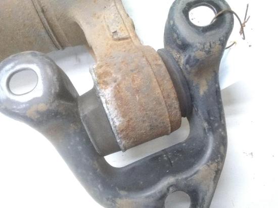 Opel Zafira B Bj.2006 Hinterachse 1.6 77kw !! Buchsen verschlissen !! Bild Opel Zafira B Bj.2006 Hinterachse 1.6 77kw !! Buchsen verschlissen !!