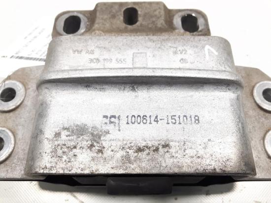 VW Passat 3C B7 Getriebelager links BJ2011 3C0199555P Bild VW Passat 3C B7 Getriebelager links BJ2011 3C0199555P