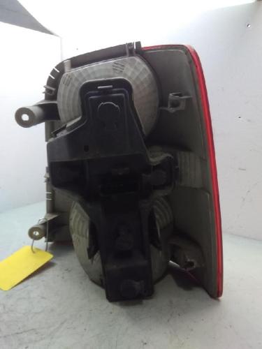 VW Touran 1T original Rückleuchte Schlussleuchte links Bj.2004 Bild VW Touran 1T original Rückleuchte Schlussleuchte links Bj.2004 