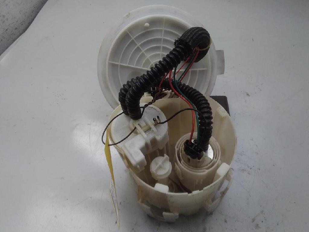 Opel Zafira B Bj.2006 original Kraftstoffpumpe Benzinpumpe 1.6 77kw Bild Opel Zafira B Bj.2006 original Kraftstoffpumpe Benzinpumpe 1.6 77kw