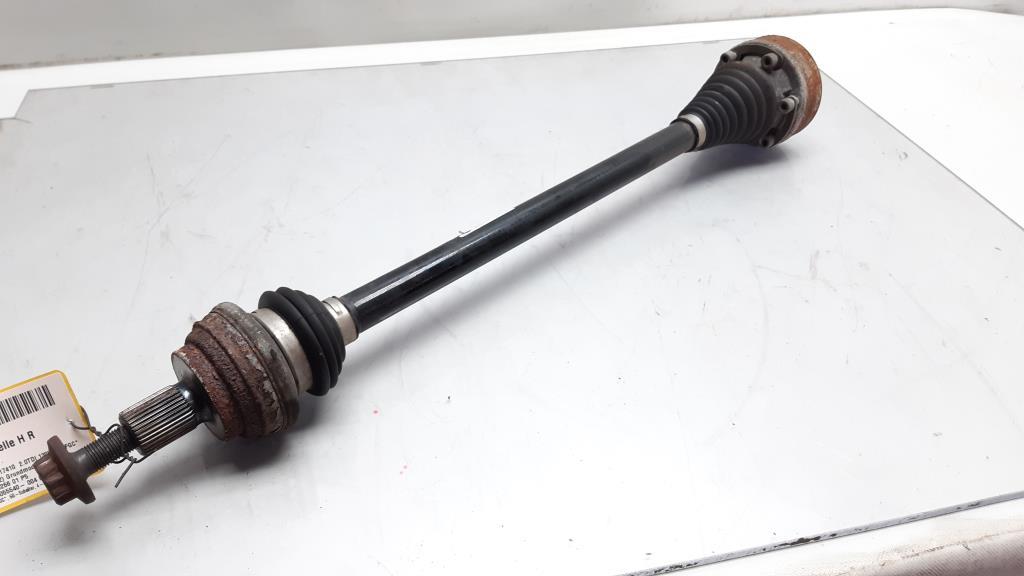 VW Tiguan 5N2 original Antriebswelle Gelenkwelle hinten rechts 1K0501204F BJ2014 Bild VW Tiguan 5N2 original Antriebswelle Gelenkwelle hinten rechts 1K0501204F BJ2014