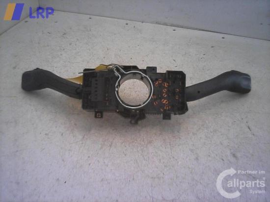 VW Passat 3B Variant original Kombischalter SWF Blinker mit Wischer BJ1997 Bild VW Passat 3B Variant original Kombischalter SWF Blinker mit Wischer BJ1997