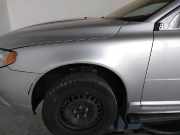 Volvo S80 II original Kotflügel vorn links silbermetallic mit kleiner Delle Bj.2008