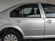 VW Bora 1J Limousine Tür hinten rechts LA7W reflexsilbermetallic 4-türig BJ2002