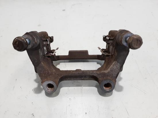 VW Touran 1T3 Träger Bremssattel links hinten original 1,4TSI 103kw CAVC BJ2011 Bild VW Touran 1T3 Träger Bremssattel links hinten original 1,4TSI 103kw CAVC BJ2011