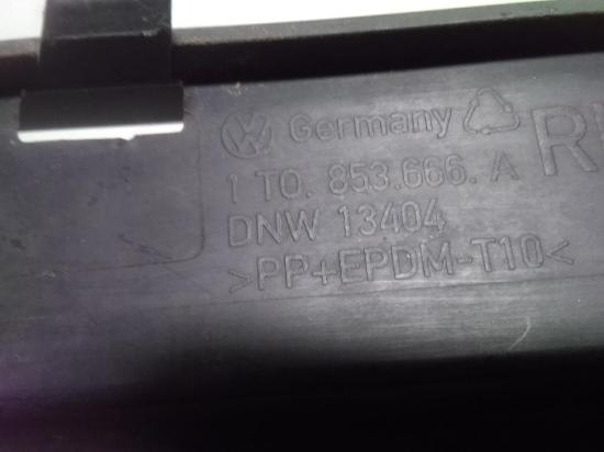 VW Touran 1T Bj.2004 original Luftführungsgitter Blende Stoßfänger vorn rechts Bild VW Touran 1T Bj.2004 original Luftführungsgitter Blende Stoßfänger vorn rechts