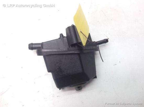 VW Golf 4 Servoölbehälter 1J0422371B 2.3 V5 110kw BJ1999 Bild VW Golf 4 Servoölbehälter 1J0422371B 2.3 V5 110kw BJ1999