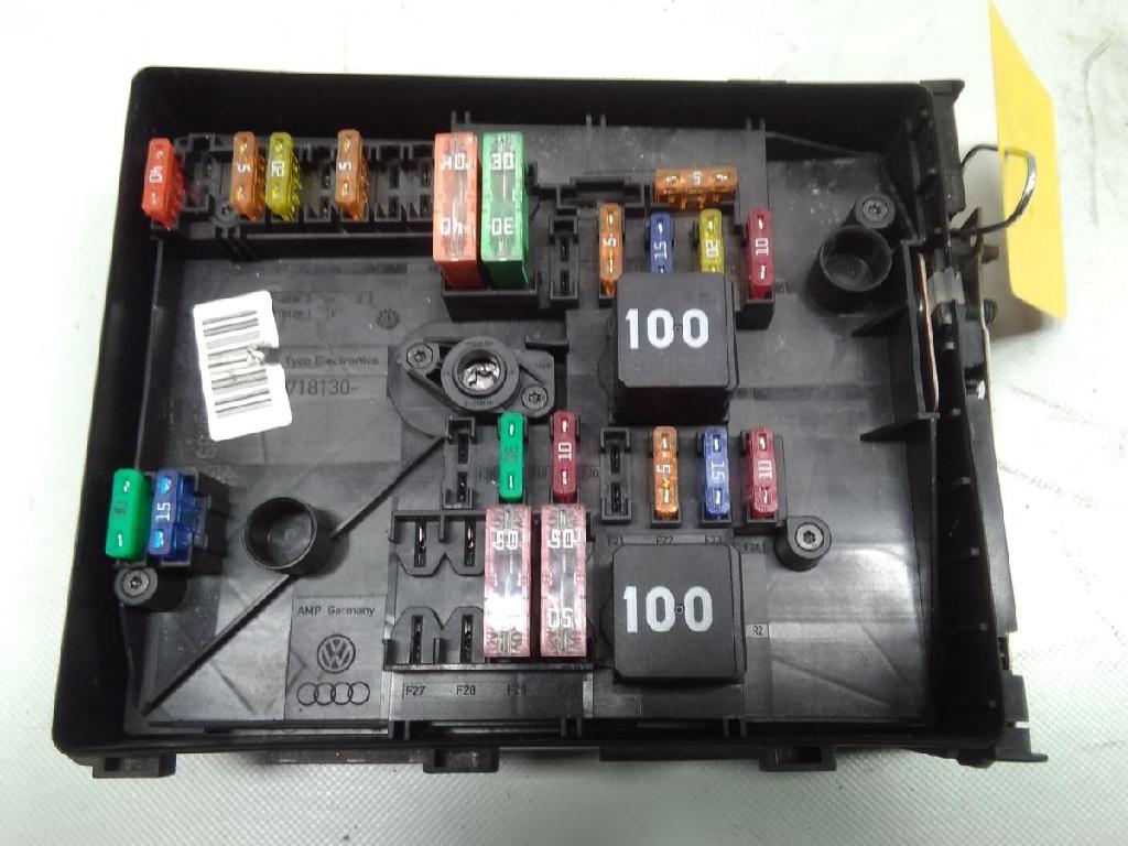 Audi A3 8P original Zentralelektrik Sicherungskasten 1K0937125D Bj.2013 