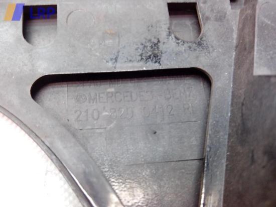 Mercedes W210 Blende unter Scheinwerfer rechts 2108200412 BJ1999 Bild Mercedes W210 Blende unter Scheinwerfer rechts 2108200412 BJ1999