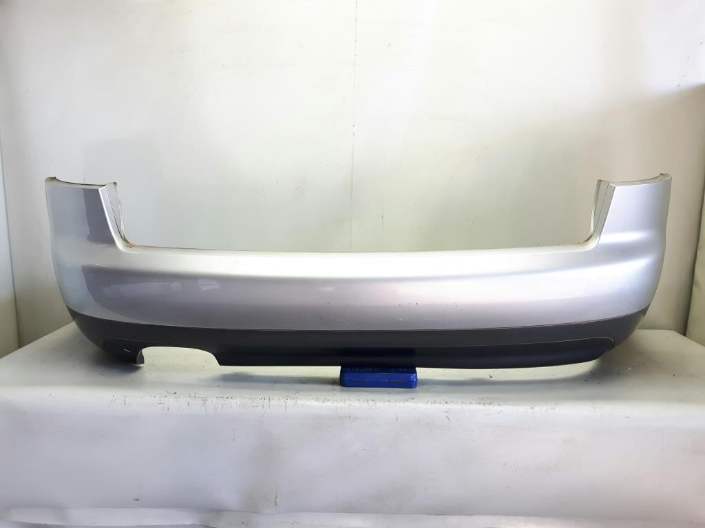 Audi A6 4B original Stossfänger Stoßstange hinten Limousine BJ2002 Bild Audi A6 4B original Stossfänger Stoßstange hinten Limousine BJ2002 