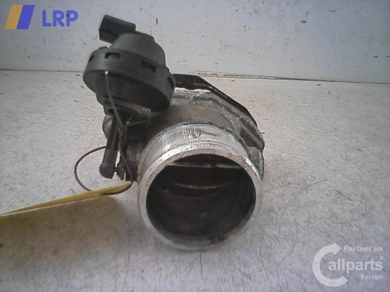 Audi A4 B6 8E Drosselklappenteil 8E0145950A 2.5TDI 132kW AKE BJ2000 Bild Audi A4 B6 8E Drosselklappenteil 8E0145950A 2.5TDI 132kW AKE BJ2000