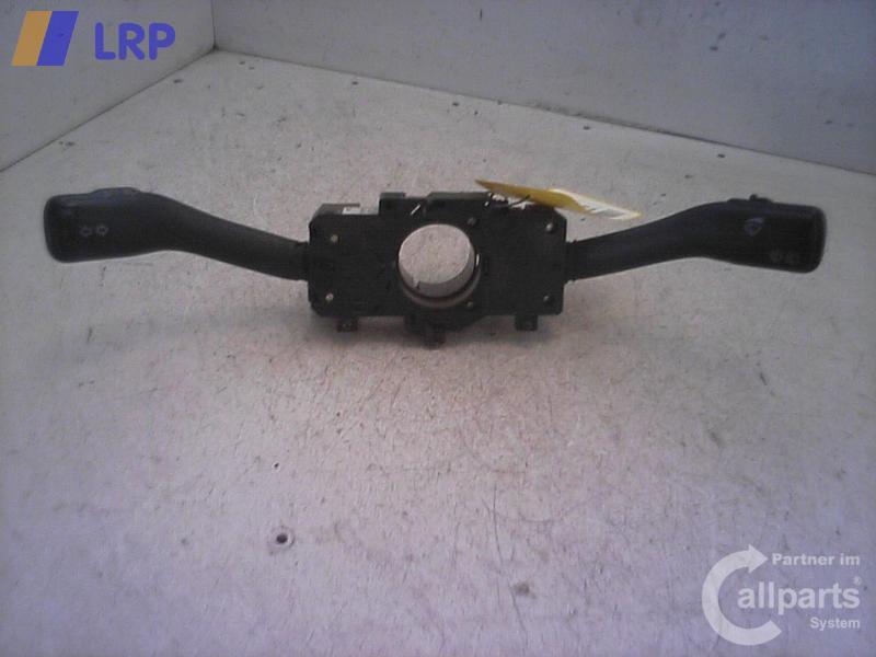 VW Passat 3B Variant original Kombischalter SWF Blinker mit Wischer BJ1997 Bild VW Passat 3B Variant original Kombischalter SWF Blinker mit Wischer BJ1997