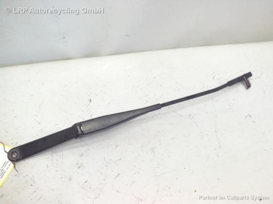 Ford Focus 2 Facelift BJ2008 Wischerarm vorn links 4M5117526AC Bild Ford Focus 2 Facelift BJ2008 Wischerarm vorn links 4M5117526AC