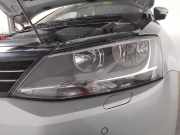 VW Jetta VI 162 original Scheinwerfer links Hella Halogen mit LWR BJ2012