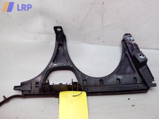 Mercedes W210 Blende unter Scheinwerfer links 2108200312 BJ1999 Bild Mercedes W210 Blende unter Scheinwerfer links 2108200312 BJ1999