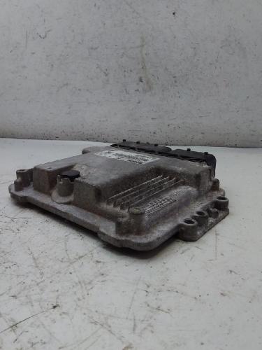 Opel Zafira B Bj.2006 original Steuergerät Motor 1,9TD 88KW Bild Opel Zafira B Bj.2006 original Steuergerät Motor 1,9TD 88KW