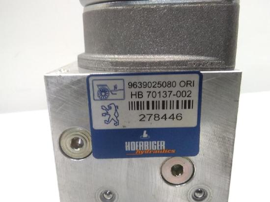 Peugeot 206CC Bj.2004 original Hydraulikpumpe Klappdach Bild Peugeot 206CC Bj.2004 original Hydraulikpumpe Klappdach
