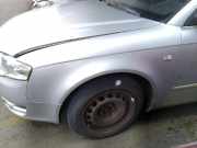 Audi A4 8E B7 original Kotflügel vorn links lichtsilber LY7W BJ2006