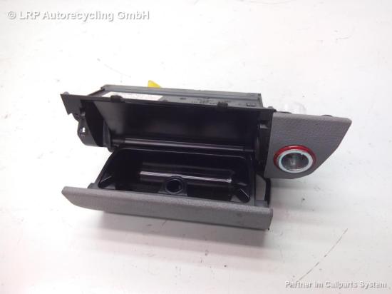 VW Touran 1T Aschenbecher vorn 1T1857961F3U6 grau BJ2005 Bild VW Touran 1T Aschenbecher vorn 1T1857961F3U6 grau BJ2005