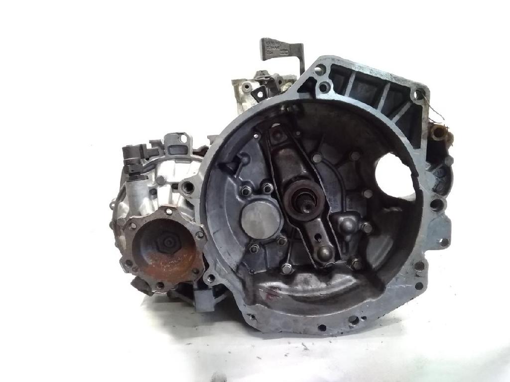 VW Golf 4 Getriebe DZL 5 Gang Schaltgetriebe 2.3 V5 110kw BJ1999 Bild VW Golf 4 Getriebe DZL 5 Gang Schaltgetriebe 2.3 V5 110kw BJ1999