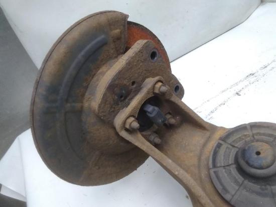 Opel Zafira B Bj.2006 Hinterachse 1.6 77kw !! Buchsen verschlissen !! Bild Opel Zafira B Bj.2006 Hinterachse 1.6 77kw !! Buchsen verschlissen !!