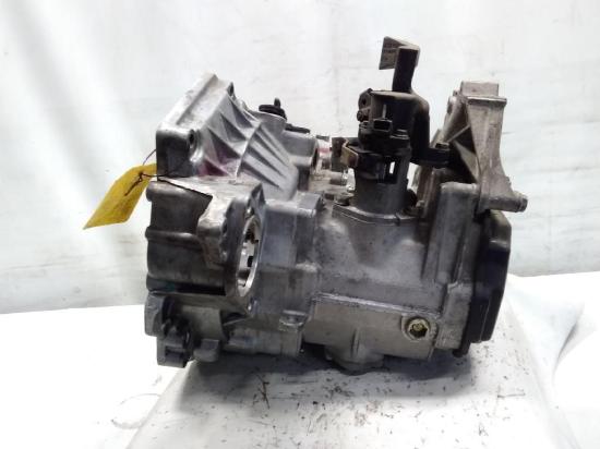 VW Golf 4 Getriebe DZL 5 Gang Schaltgetriebe 2.3 V5 110kw BJ1999 Bild VW Golf 4 Getriebe DZL 5 Gang Schaltgetriebe 2.3 V5 110kw BJ1999