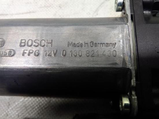 VW Golf 6 original Fensterhebermotor hinten links 5K0959703D BJ2011 Bild VW Golf 6 original Fensterhebermotor hinten links 5K0959703D BJ2011