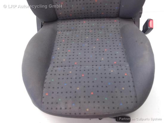 VW Polo 6N2 Sitz Beifahrersitz vorn rechts 5türig Stoff dunkelgrau BJ2001 Bild VW Polo 6N2 Sitz Beifahrersitz vorn rechts 5türig Stoff dunkelgrau BJ2001