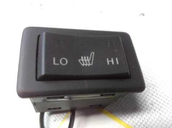 Mazda 6 GH original Schalter Sitzheizung vorn GS1D66420 Bj.2008 Bild Mazda 6 GH original Schalter Sitzheizung vorn GS1D66420 Bj.2008