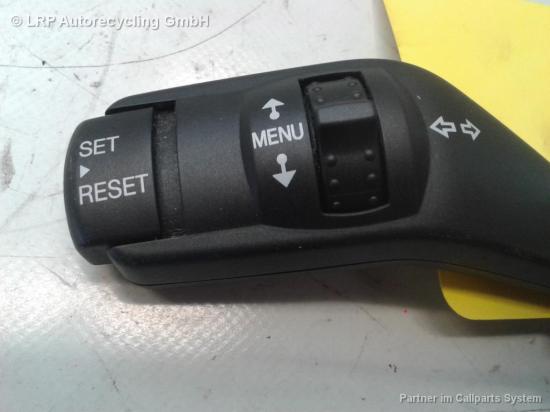 Ford Focus 2 Facelift BJ2008 Schalter Blinkerschalter 4M5T13335BD Bordcomputer Bild Ford Focus 2 Facelift BJ2008 Schalter Blinkerschalter 4M5T13335BD Bordcomputer