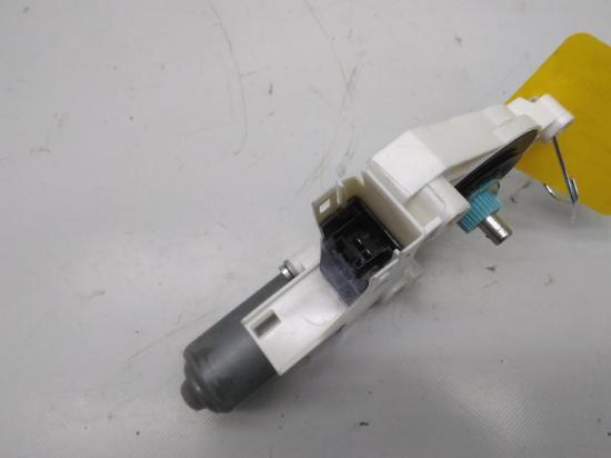 VW Touareg 7P original Fensterhebermotor vorn links BJ2014 Bild VW Touareg 7P original Fensterhebermotor vorn links BJ2014