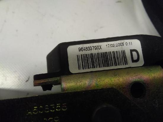 Peugeot 206CC Bj.2005 Sicherheitsgurt vorn rechts schwarz unfallfrei Bild Peugeot 206CC Bj.2005 Sicherheitsgurt vorn rechts schwarz unfallfrei