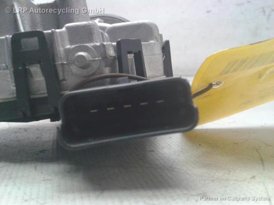 Dacia Sandero BS0 BJ2011 Wischermotor vorn 0390241544 BOSCH Bild Dacia Sandero BS0 BJ2011 Wischermotor vorn 0390241544 BOSCH