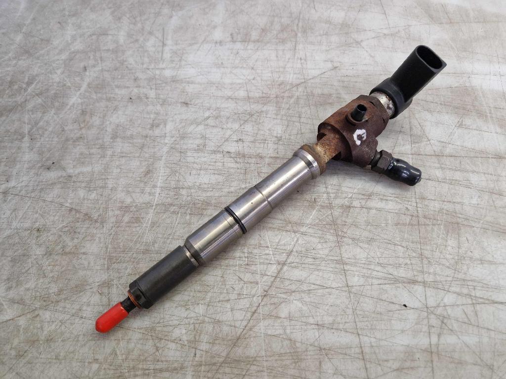 Einspritzdüse Injektor VW Caddy III 2K 03L130277B 1.6TDi 77kW CAY CAYD 314369