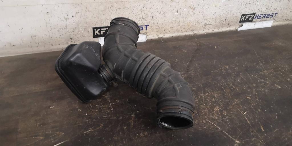 Ladeluftschlauch Hyundai ix35 281382Y400 1.6GDi 99kW G4FD 238519 Bild Ladeluftschlauch Hyundai ix35 281382Y400 1.6GDi 99kW G4FD 238519