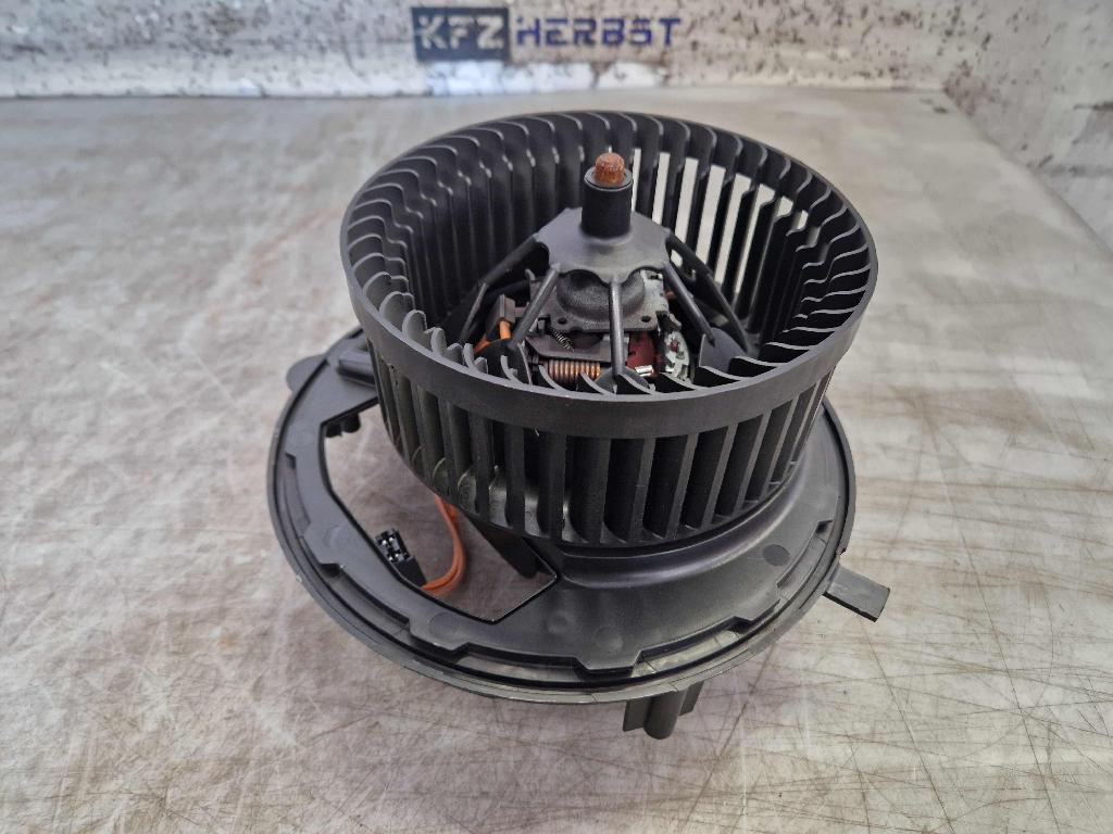 Heizungsgebläsemotor Skoda Octavia III 5E 5Q1819021B 314438
