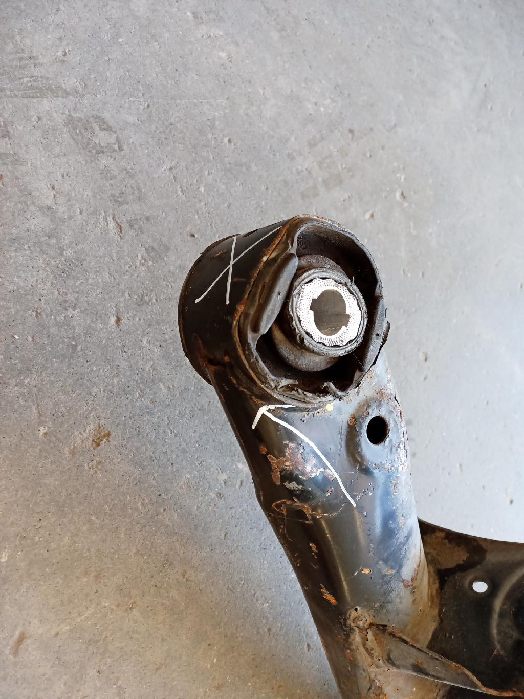 Hinterachse komplett Audi A4 8K B8 nur der Träger 8K0505235AA 303779